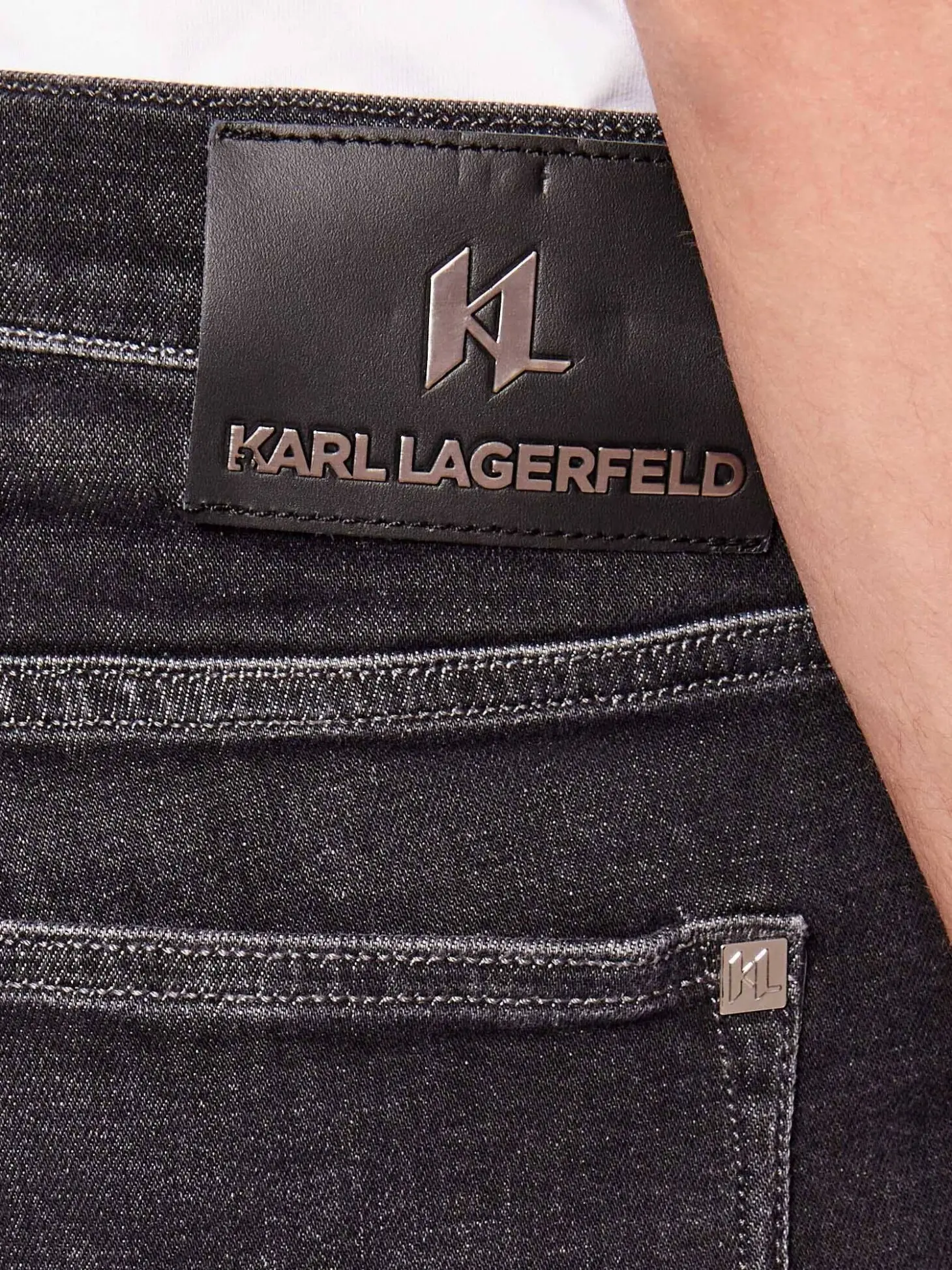 Джинсы прямые мужские