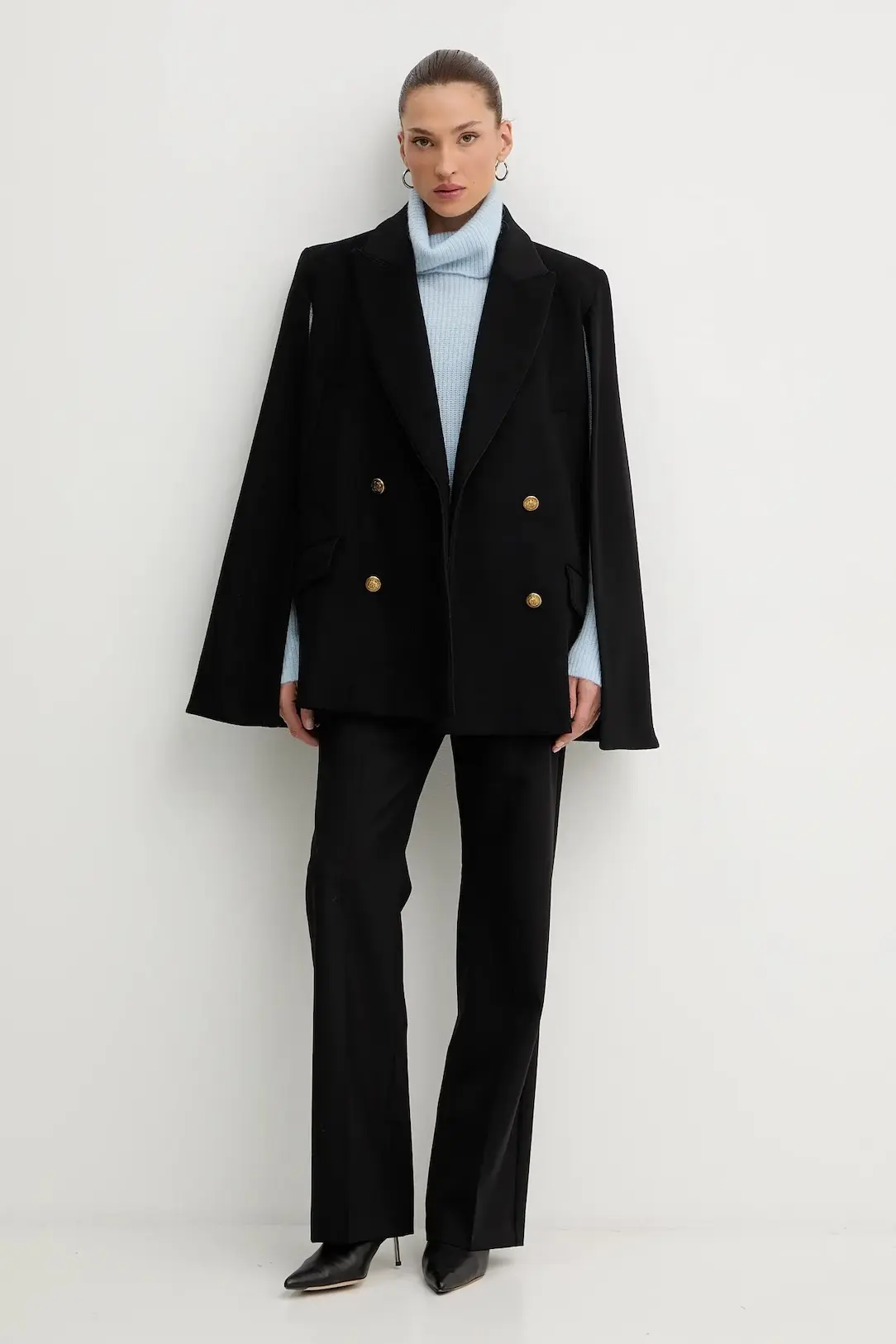 Свитер женский