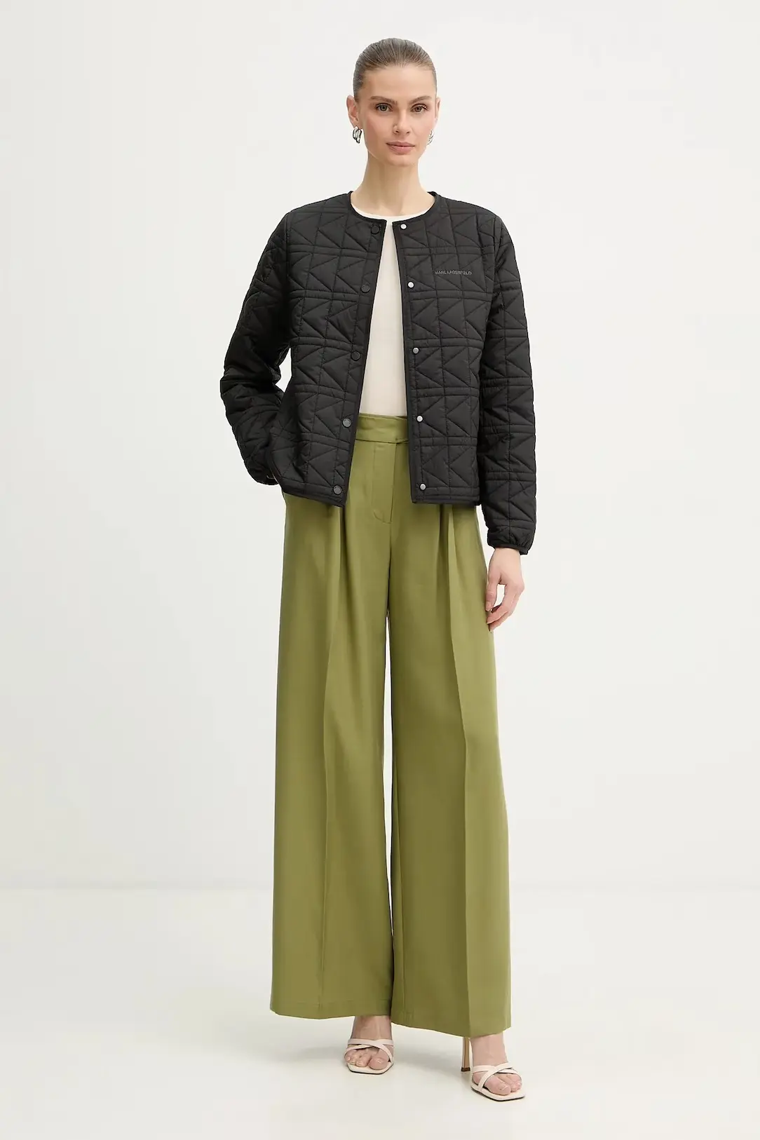 Куртка бомбер женская