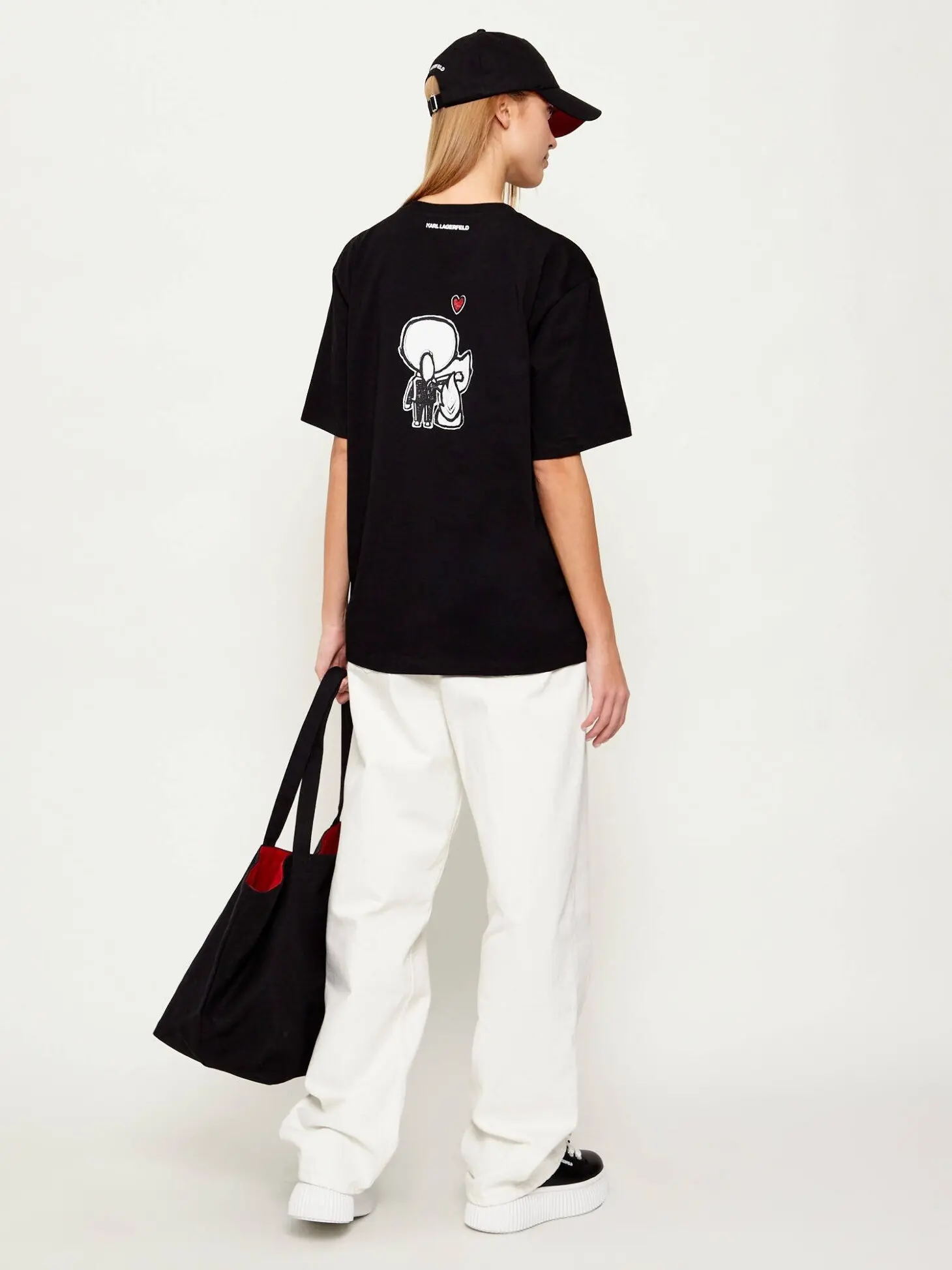 Футболка женская