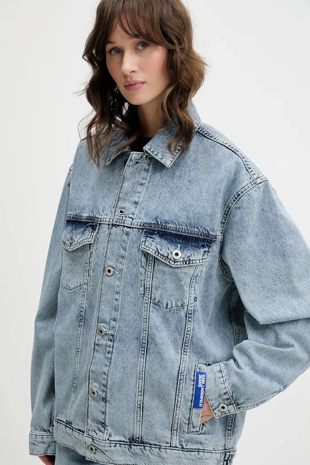 Куртка джинсовая женская