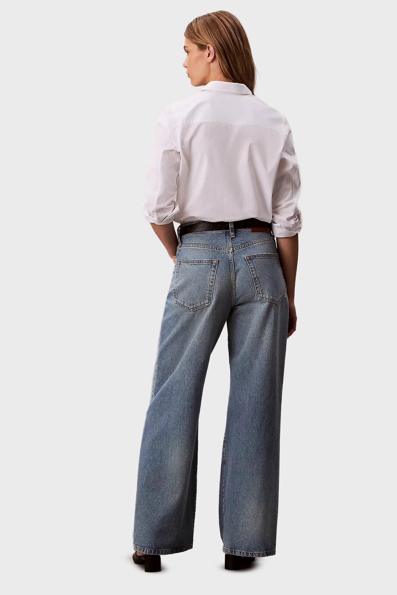 Джинсы широкие и клеш женские