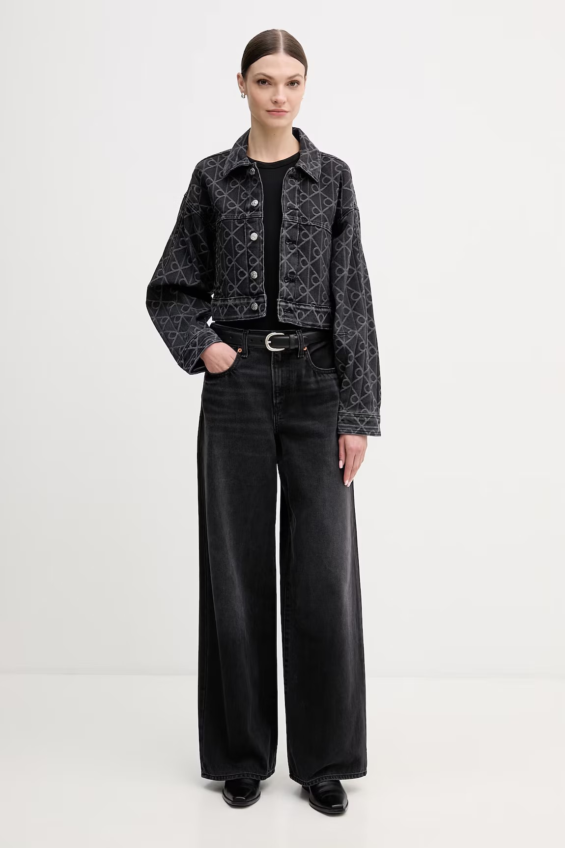 Джинсы широкие и клеш женские