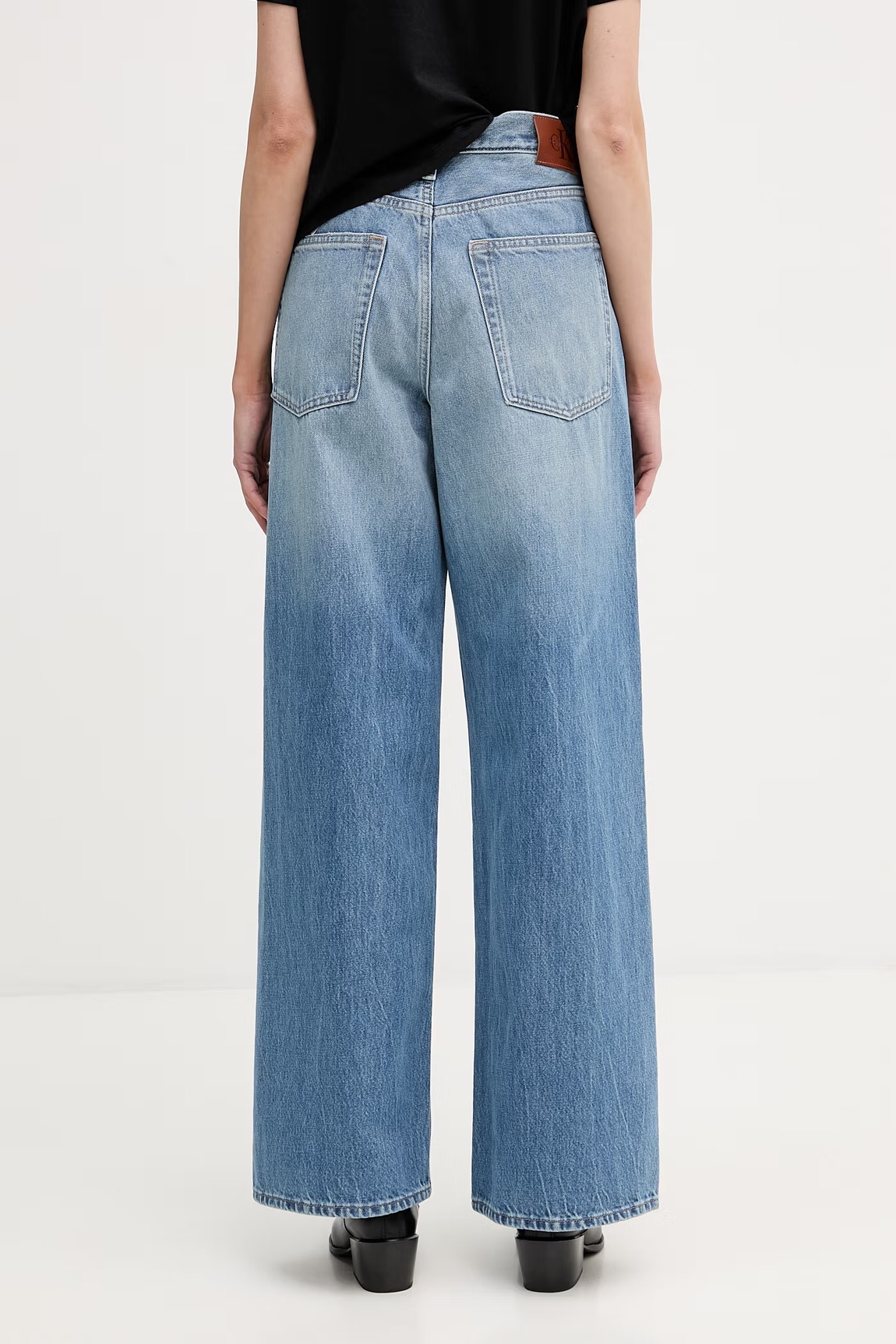 Джинсы прямые женские