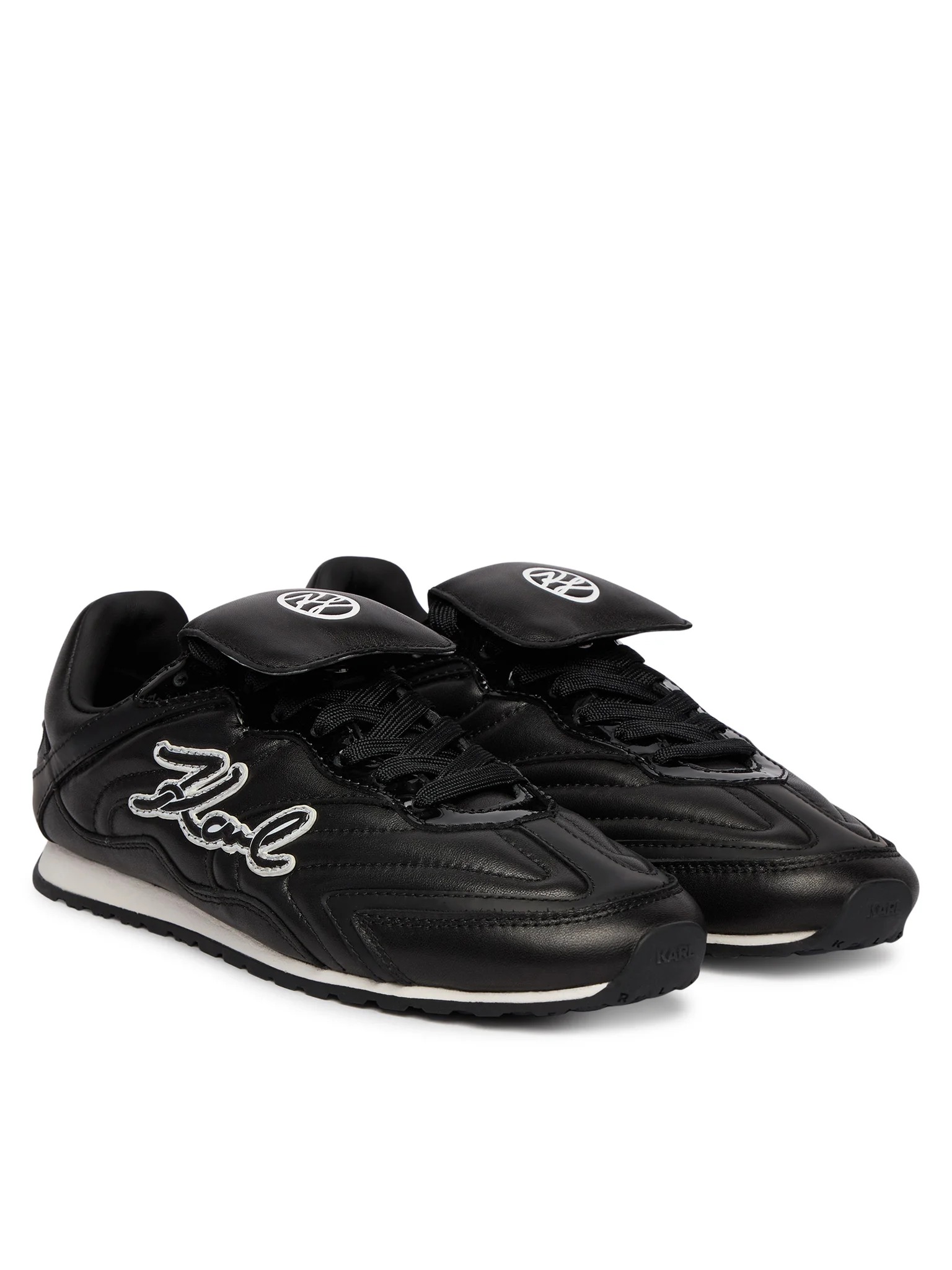 Кроссовки женские